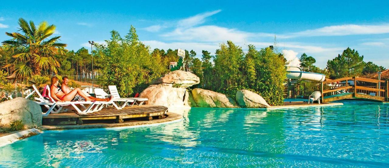 Chalet Camping Les Vignes 利和米克斯 外观 照片