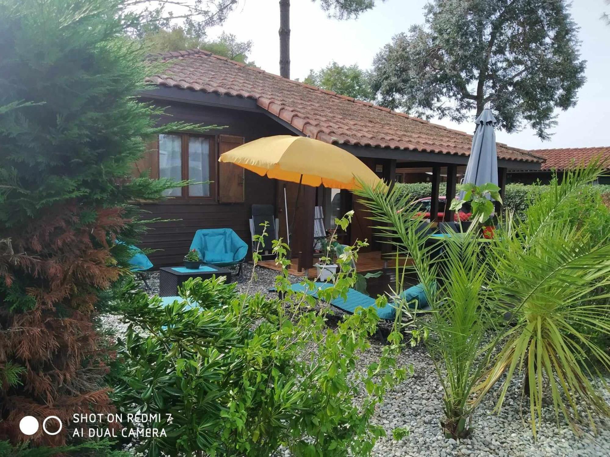 Chalet Camping Les Vignes 利和米克斯 外观 照片