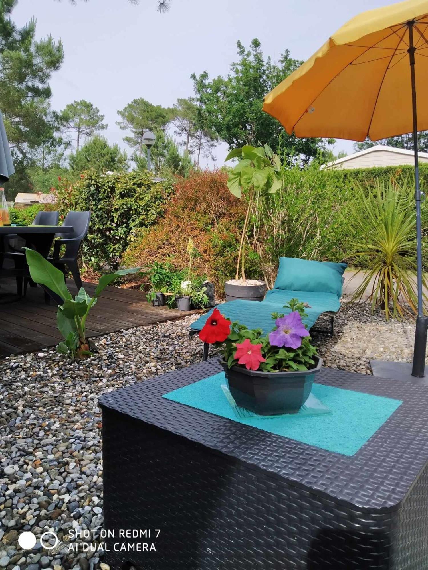 Chalet Camping Les Vignes 利和米克斯 外观 照片
